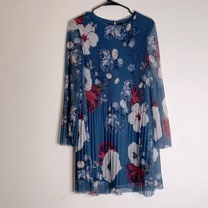 Mini dress in XS size blue/red/white with floral print